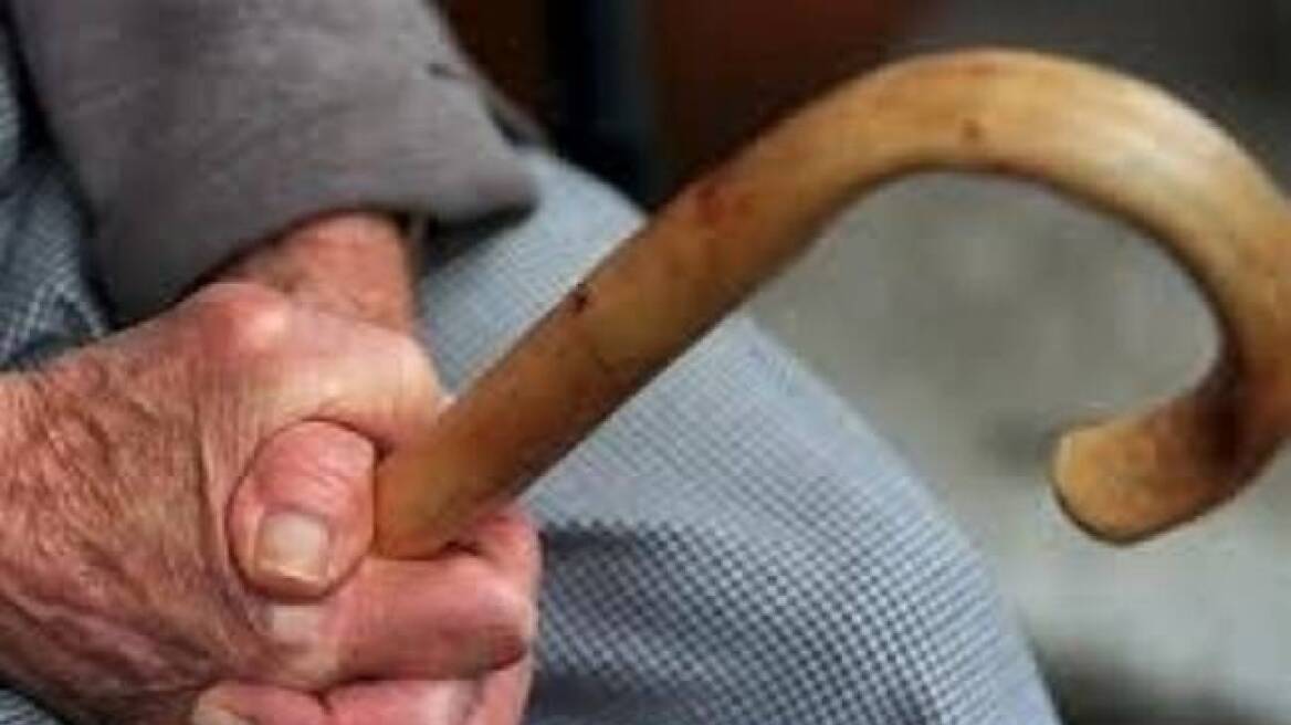 Επίθεση σε 87χρονο από ληστές στη Φθιώτιδα 
