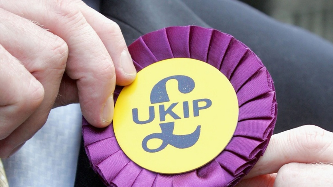 Αύξησε στα 1,28 εκατ. ευρώ τη δωρεά του στο UKIP επειδή τον αποκάλεσαν «ο κανένας»
