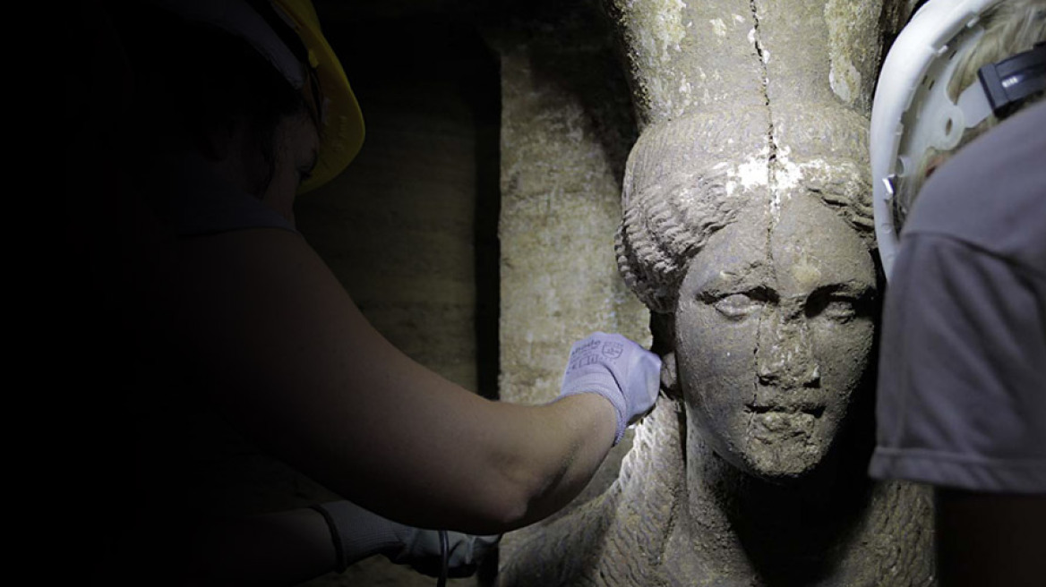Daily Mail: Βρήκαν τον τάφο του Μέγα Αλέξανδρου ή μήπως της Ολυμπιάδας;