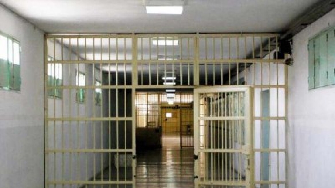 Ισοβίτες μαχαίρωσαν συγκρατούμενο τους στις φυλακές του Δομοκού 