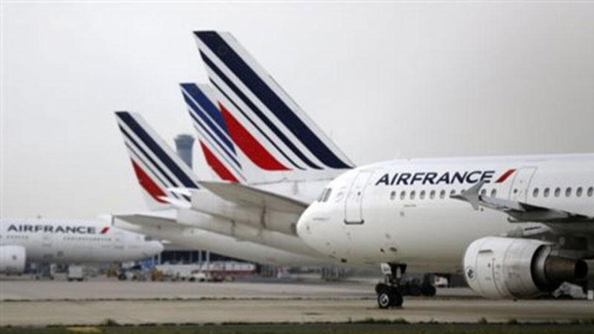 Air France: 500 εκατ. ευρώ η ζημιά από την απεργία των πιλότων