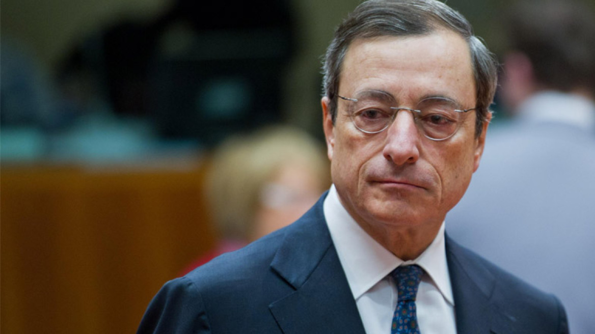Από Δευτέρα αγοράζει -και ελληνικούς- τραπεζικούς τίτλους ο Mario Draghi
