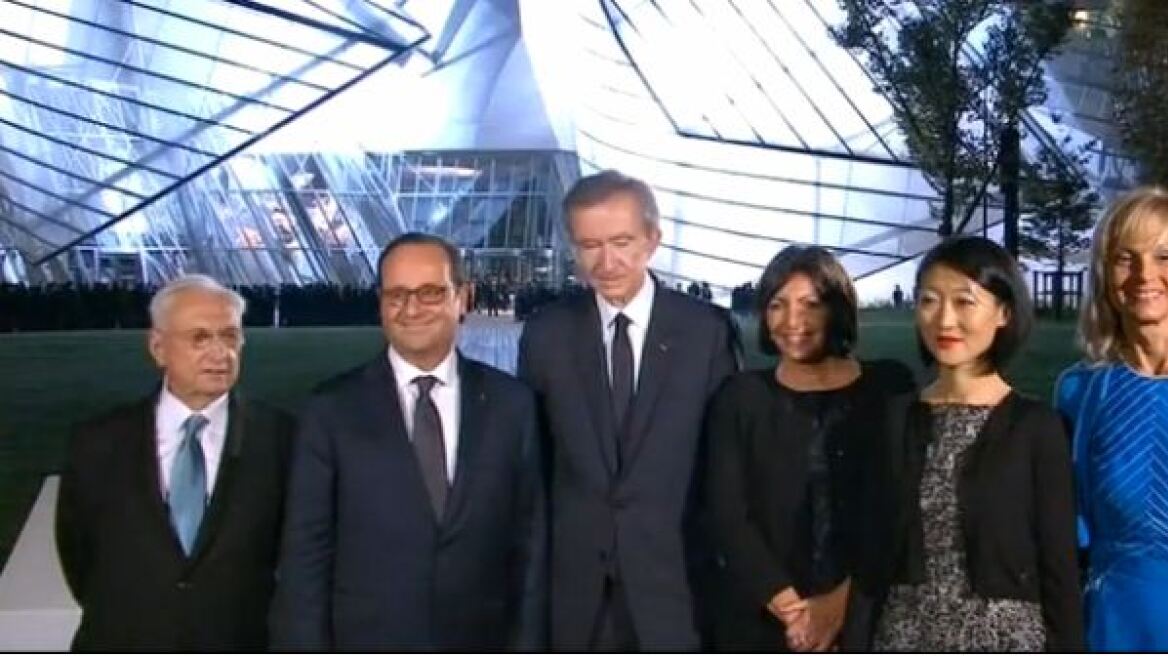 Γαλλία: Ο Ολάντ εγκαινίασε το Ίδρυμα Louis Vuitton