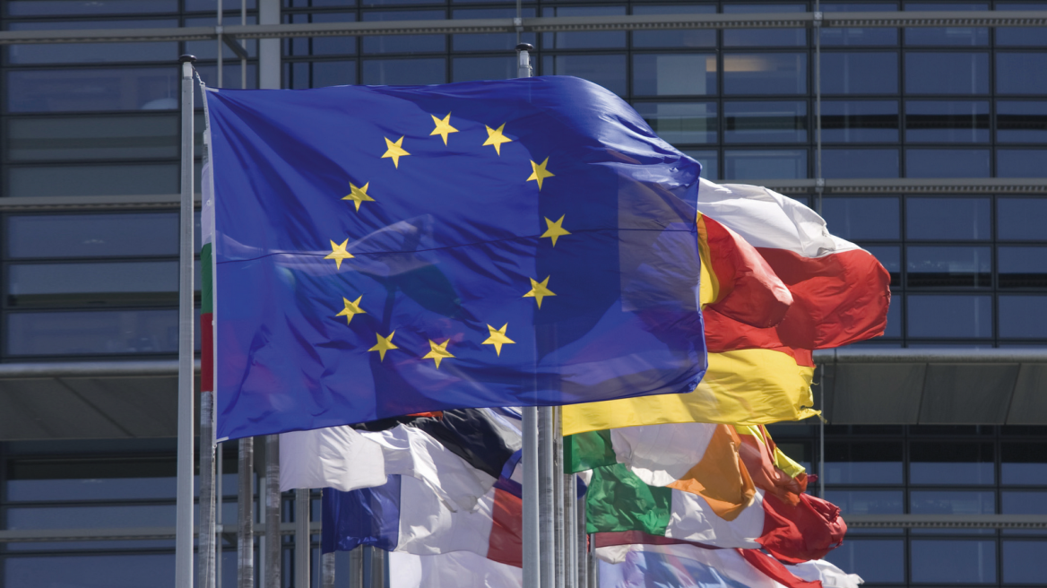 Ευρωπαϊκή Ένωση: Στο στόχαστρο πέντε εθνικοί προϋπολογισμοί