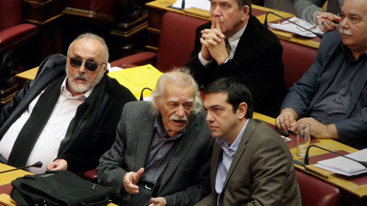 Γιατί ο ΣΥΡΙΖΑ λέει «όχι» στην πρόταση Γλέζου κατά του μπόνους των 50 εδρών