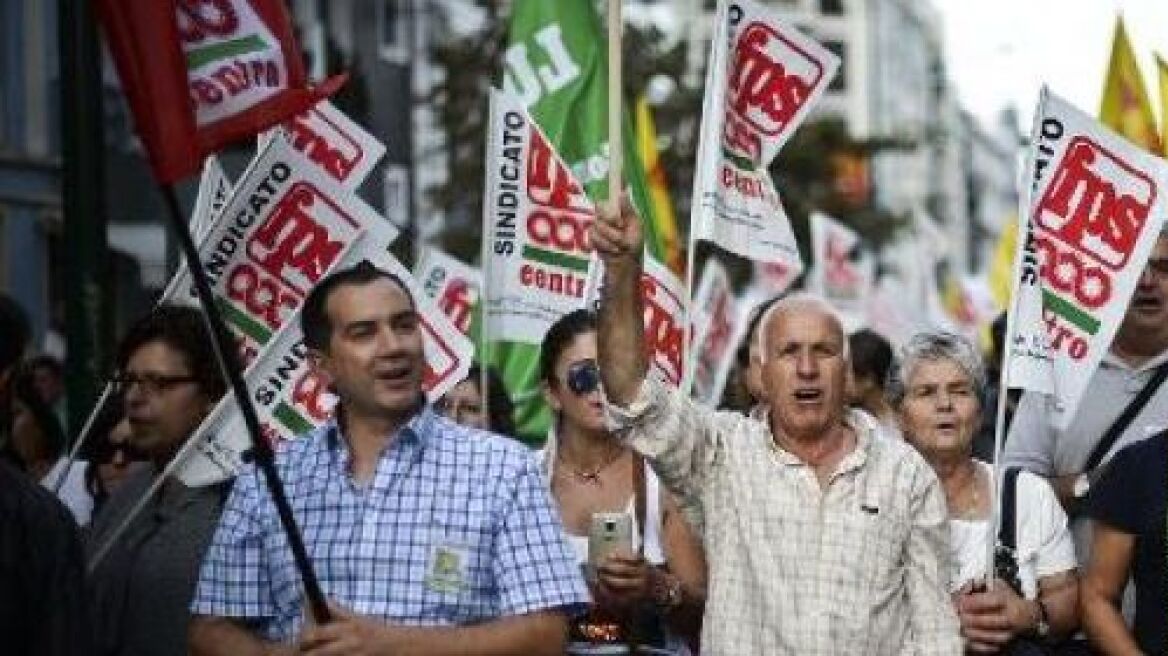 Πορτογαλία: Υπό κλοιό διαδηλώσεων εγκρίθηκε ο πρώτος προϋπολογισμός μετά το Μνημόνιο