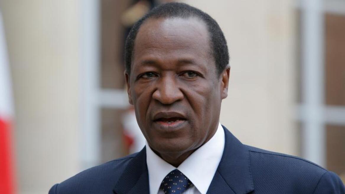 Στην Ακτή Ελεφαντοστού διέφυγε ο πρόεδρος της Μπουρκίνα Φάσο 