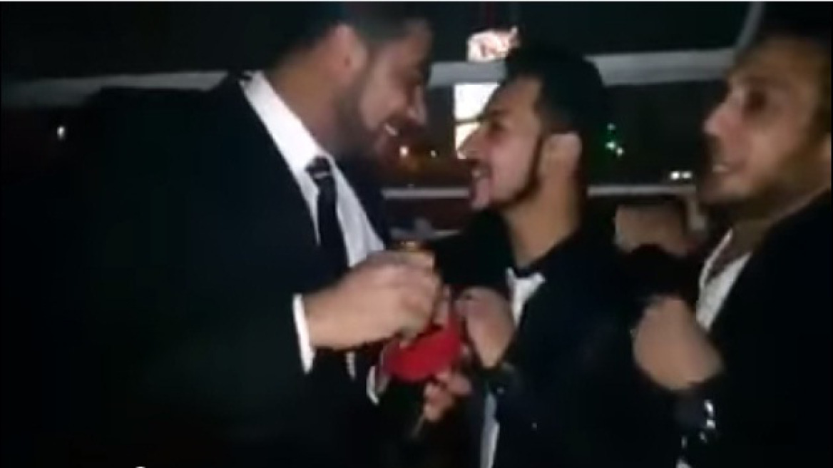 Αίγυπτος: Φυλάκιση οκτώ ανδρών επειδή συμμετείχαν σε γκέι γάμο