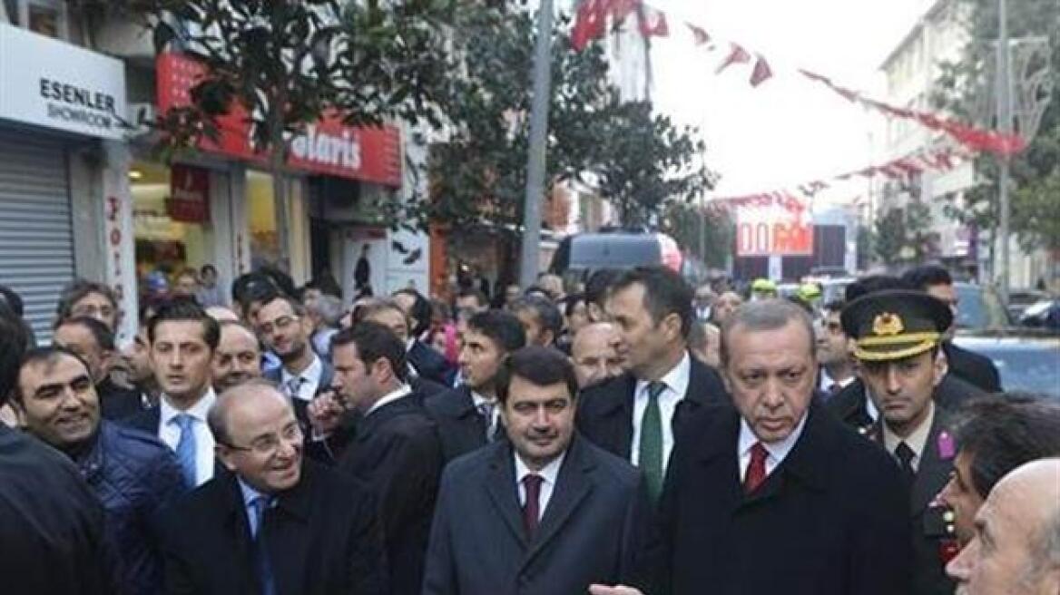 Τουρκία:Έξαλλος ο Ερντογάν με καπνιστή, ζήτησε να τιμωρηθεί επί τόπου!