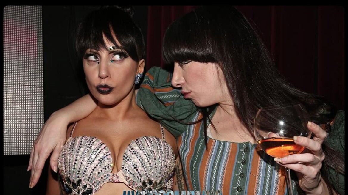 Lady Gaga: Δείτε τη να χορεύει σε club  στο Παρίσι