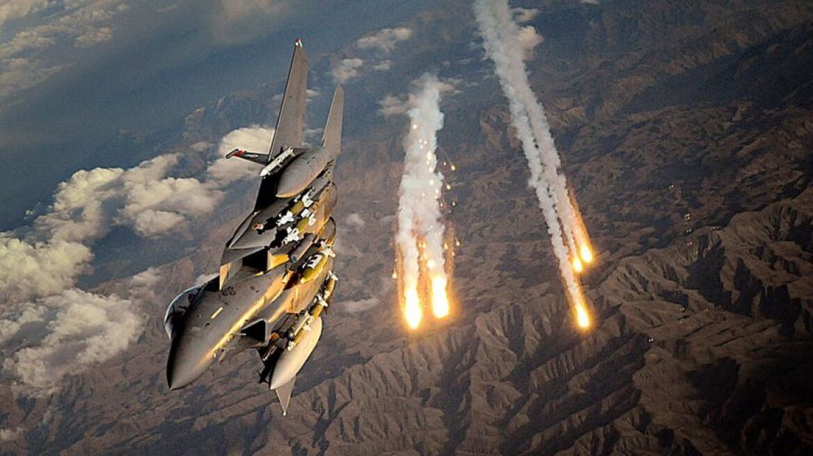 Το Ιράν επιβεβαίωσε τις αεροπορικές επιθέσεις κατά των τζιχαντιστών στο Ιράκ