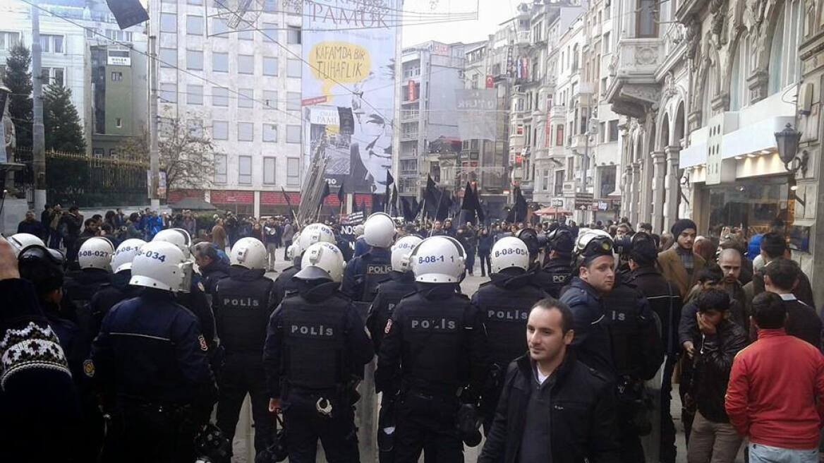 Τουρκία: Επεισόδια σε πορεία αλληλεγγύης για τον Νίκο Ρωμανό στην Πόλη