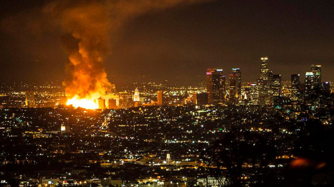 Μεγάλη πυρκαγιά στο Λος Αντζελες