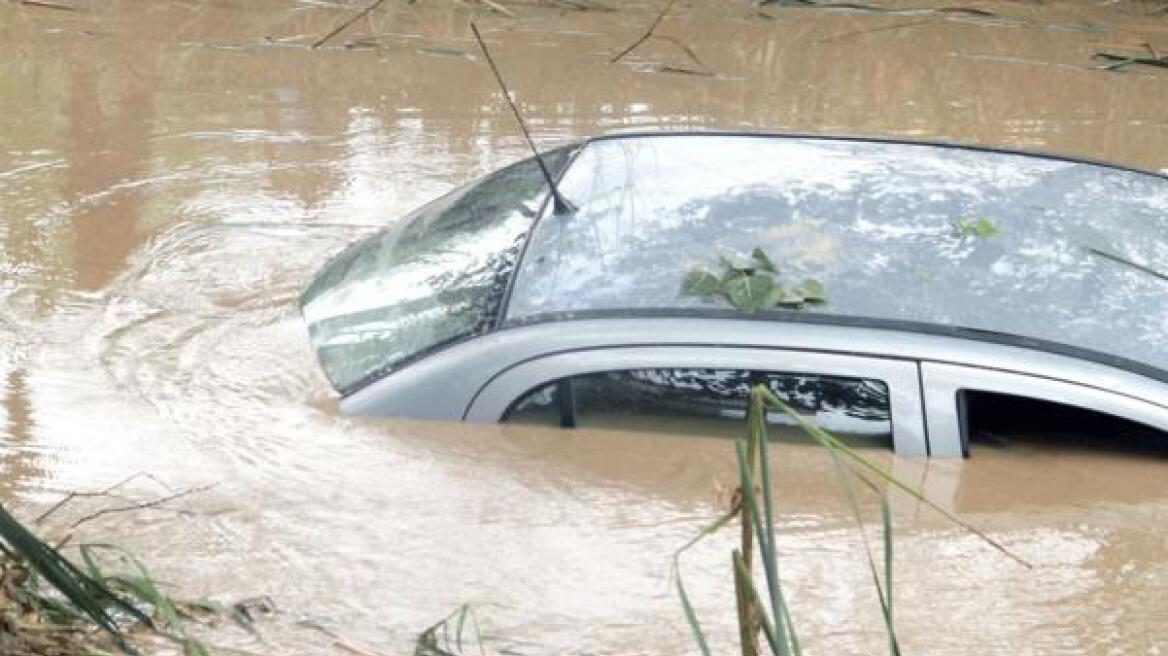 Θεσσαλονίκη: Ένας νεκρός από τις πλημμύρες - Παρασύρθηκε από χείμαρρο