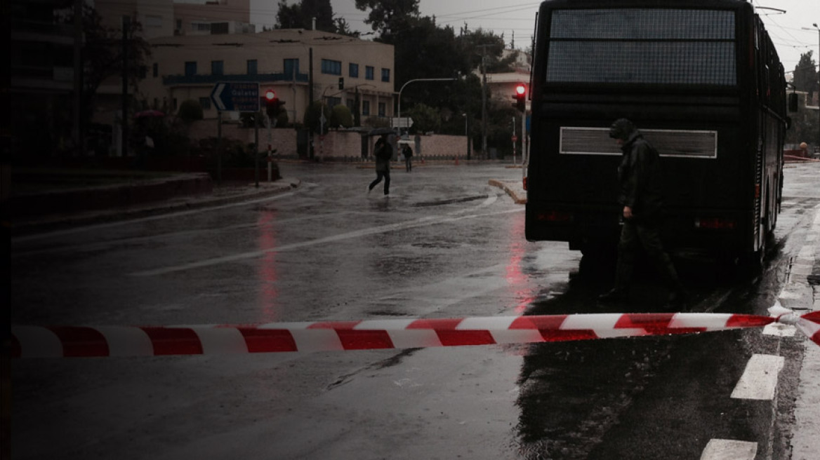 «Γάζωσαν» με 54 σφαίρες καλάσνικοφ την πρεσβεία του Ισραήλ