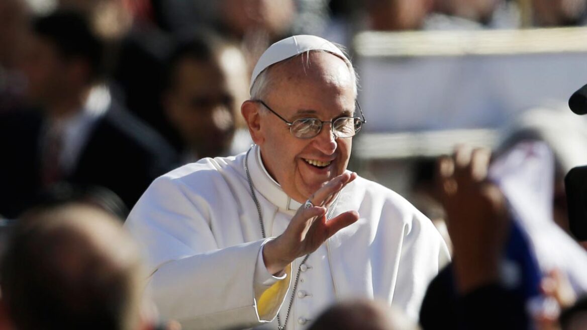 Πάπας: Αν η Ρώμη πάρει την Ολυμπιάδα, θέλω τοξοβολία και ποδόσφαιρο στο Βατικανό! 