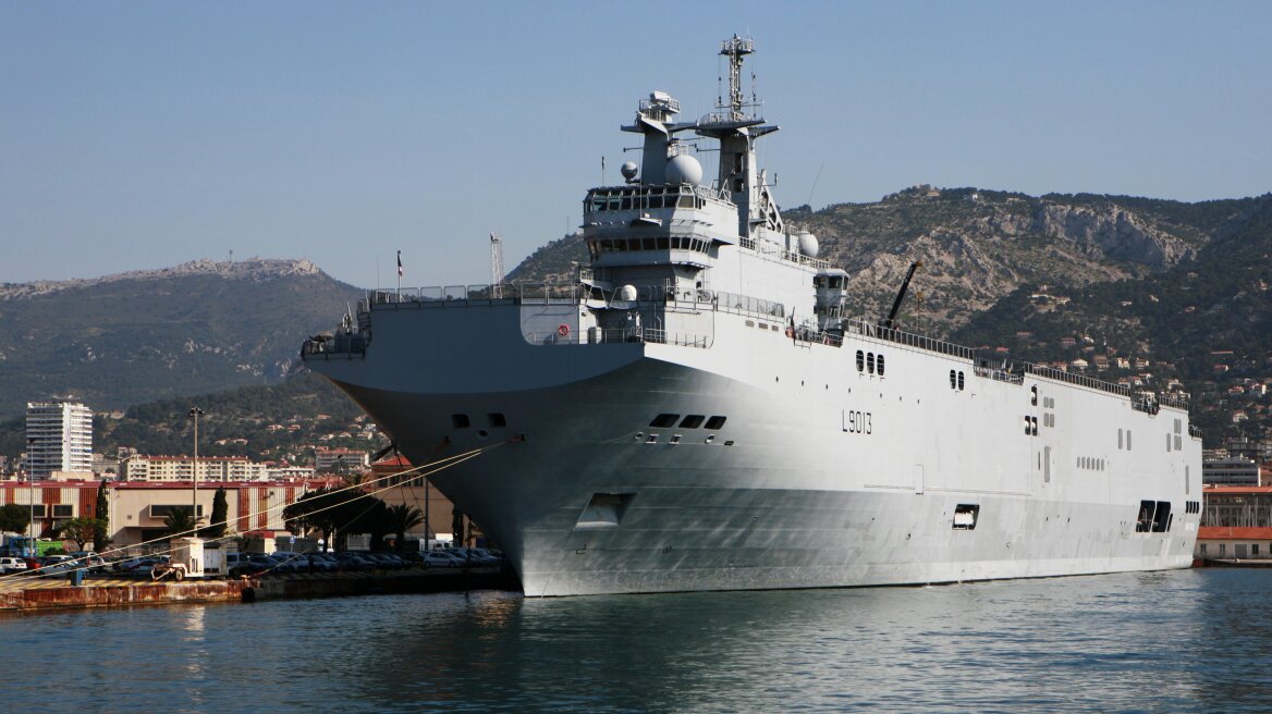 Γαλλία: Aναχώρηση των Ρώσων ναυτών που εκπαιδεύονταν για το Mistral