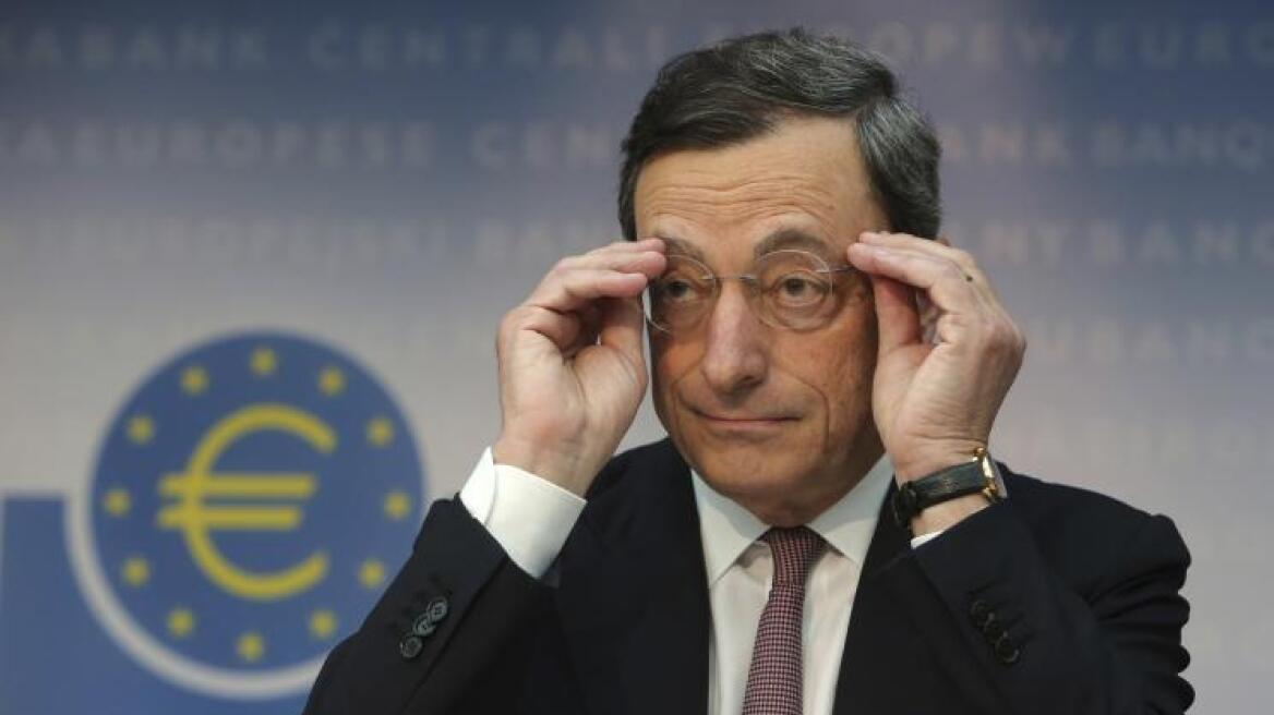Δέσμευση κεφαλαίων εξετάζει η ΕΚΤ για αγορά ομολόγων «αδύναμων χωρών» όπως η Ελλάδα