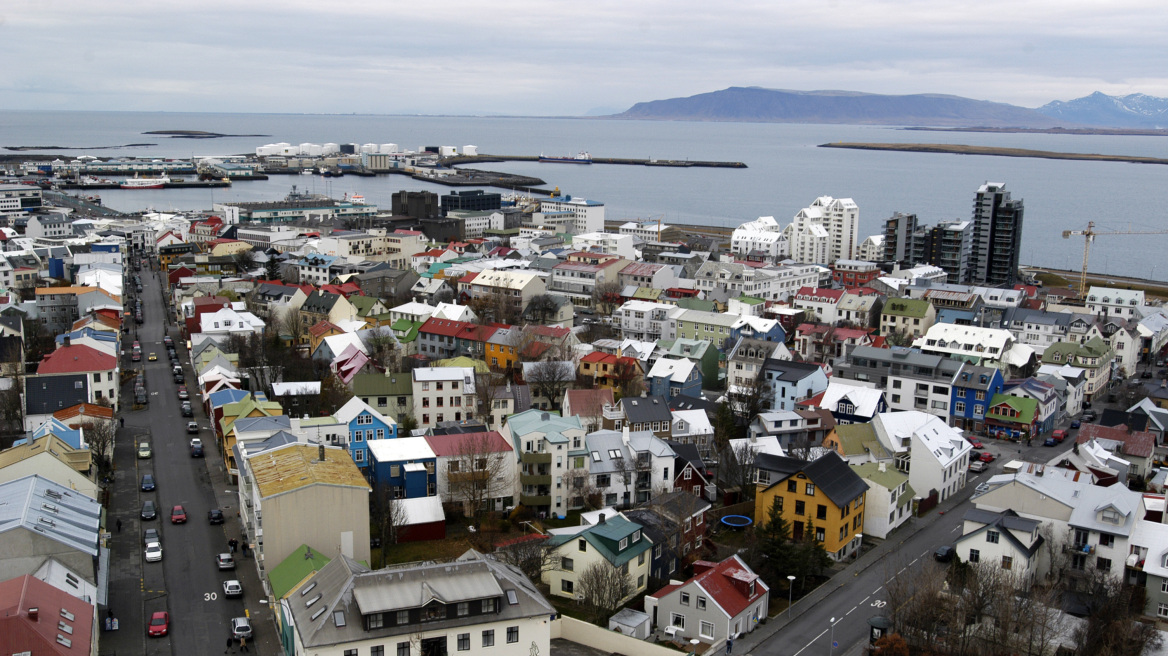 Ισλανδία: Αποπλήρωσε ακόμα μια δόση στο ΔΝΤ, πριν την... ώρα της