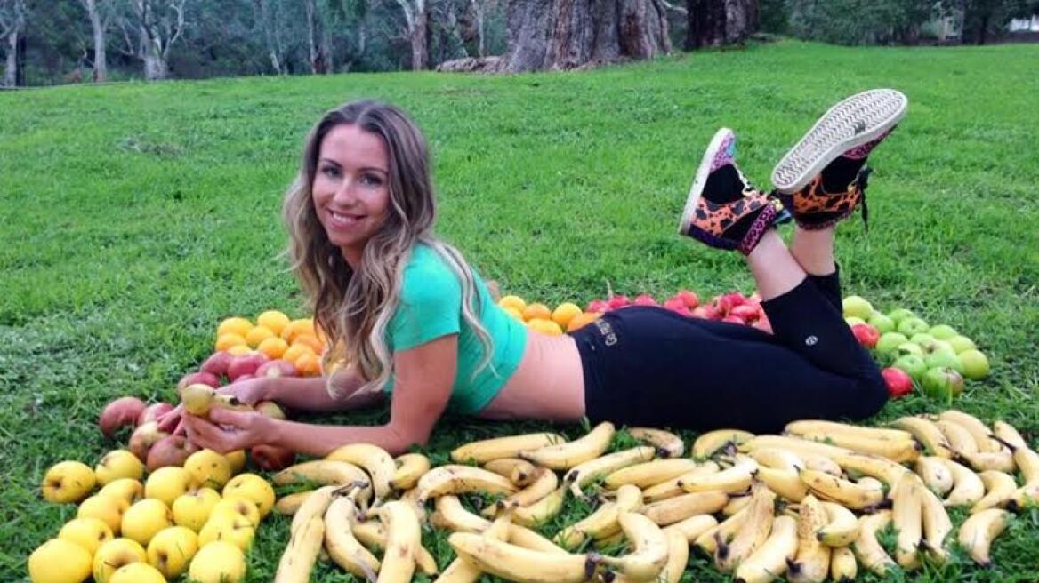 Βίντεο: Η γυναίκα που τρέφεται με 51 μπανάνες την ημέρα!
