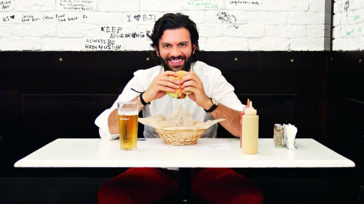 Γιώργος Παπακώστας: O mister «Burger» των 2 εκατ.€