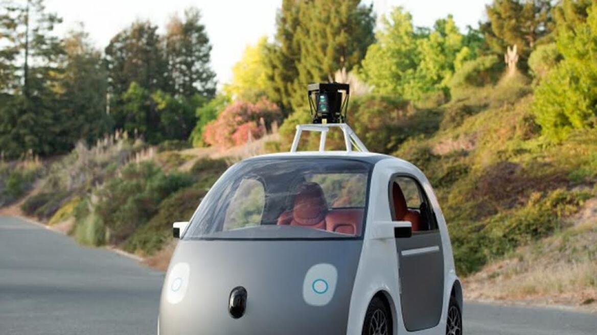 Στον δρόμο το αυτοκίνητο της Google που κινείται μόνο του