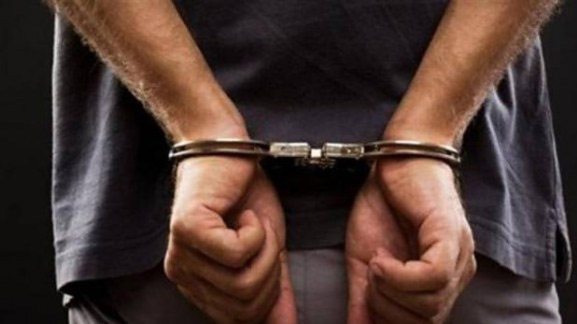Νεαρός με κοκαΐνη και ice  συνελήφθη στη Λάρισα