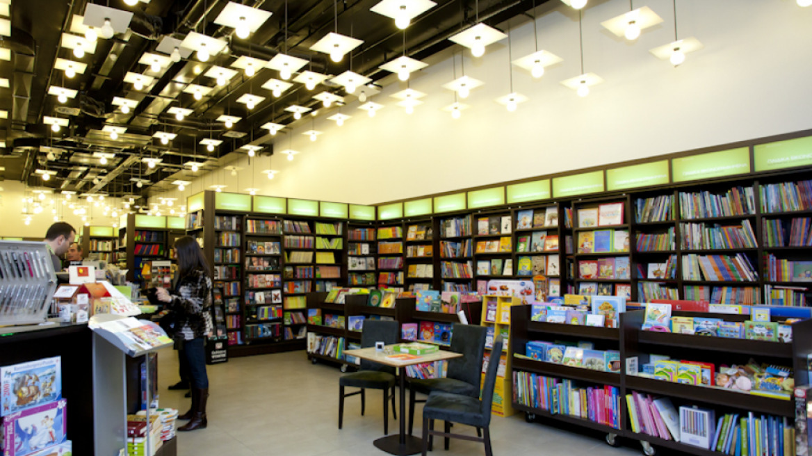 Ιανός: Η απάντηση του βιβλιοπωλείου για τα επεισόδια και την ένταση