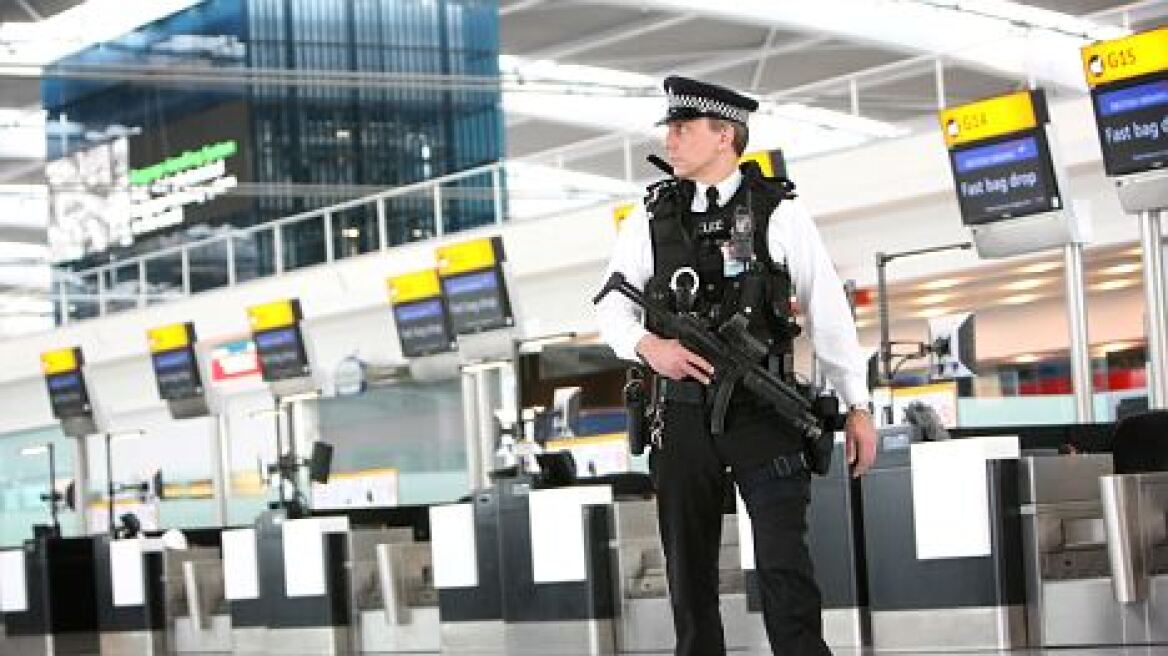 Λονδίνο: Σύλληψη 25χρονης ύποπτη για τρομοκρατία 