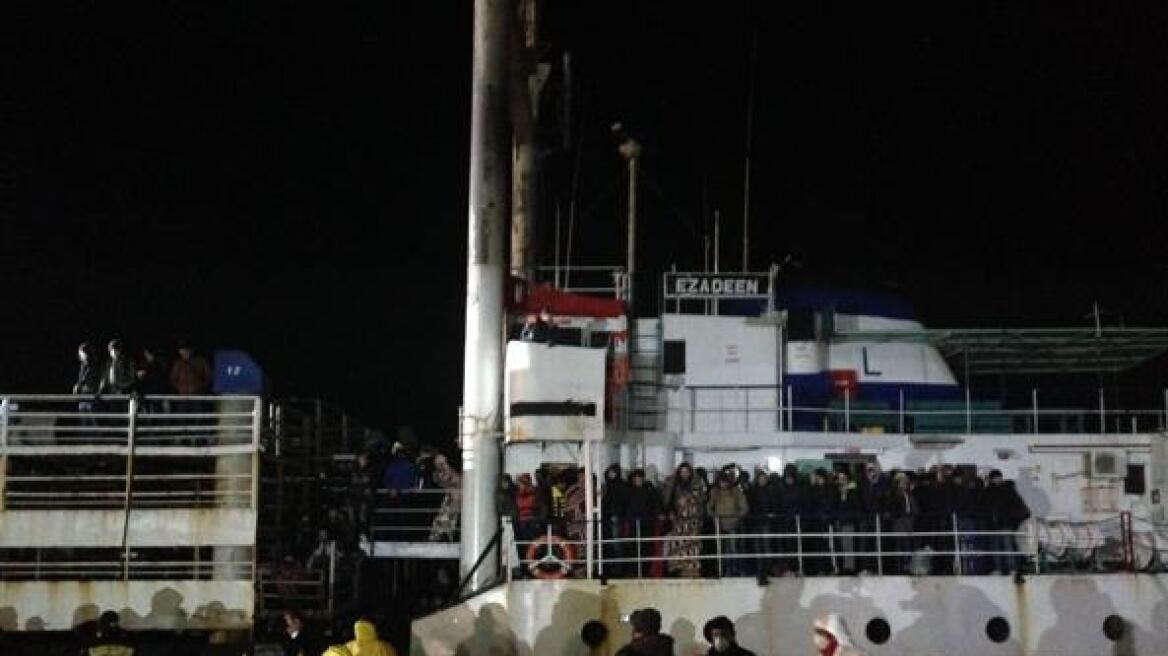 Καλαβρία: Διάσωση 360 μεταναστών από το ιταλικό πολεμικό ναυτικό