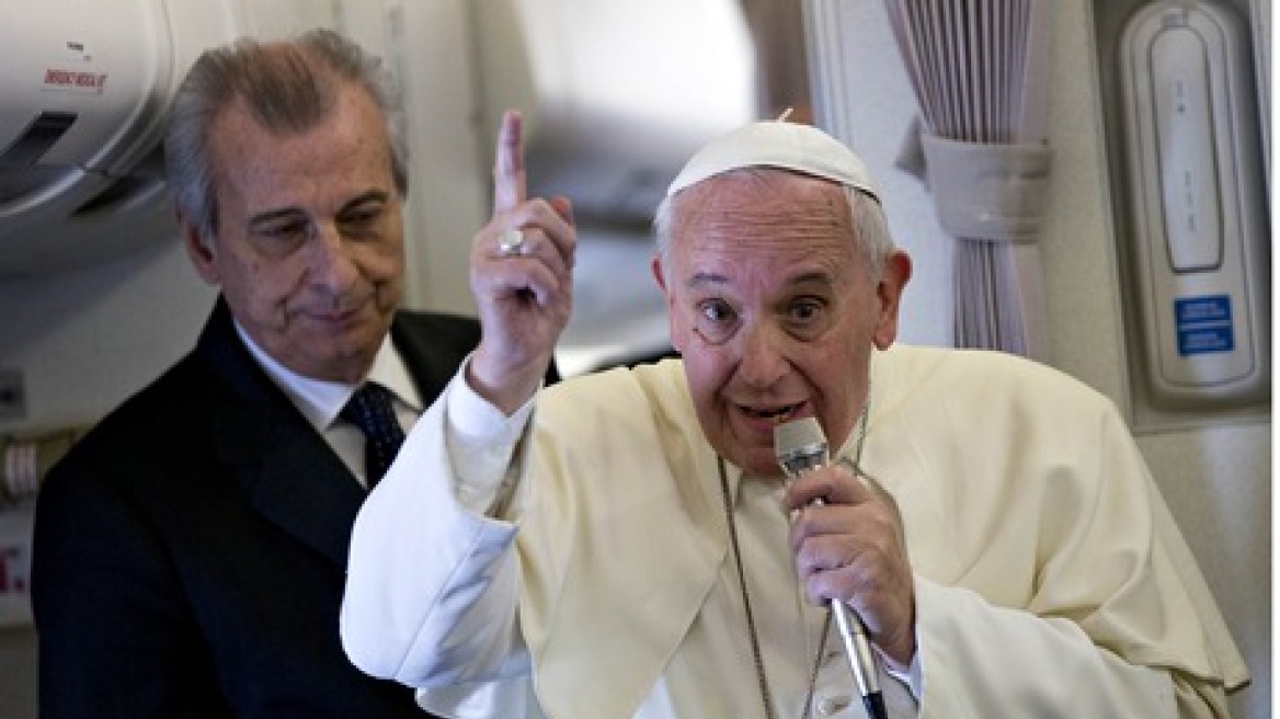 Πάπας προς καθολικούς: Μην γεννάτε σαν κουνέλια