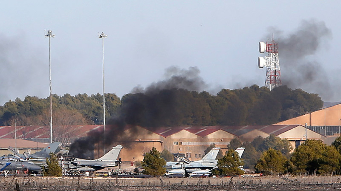Σοκ από τη συντριβή του F-16 στην Ισπανία - Σε τεχνητό κώμα τρεις Γάλλοι 