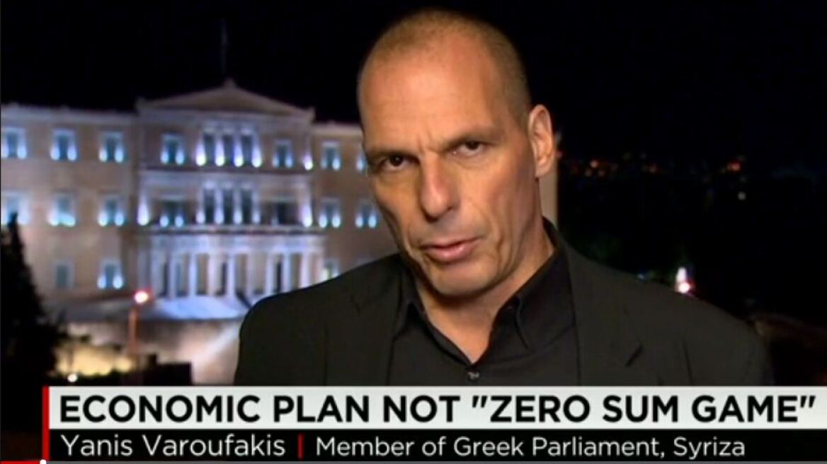 Βαρουφάκης στο CNN: Η Ελλάδα είναι αποφασισμένη να μείνει στο ευρώ