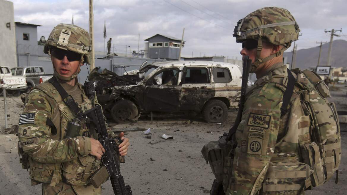 Αφγανιστάν: Τρεις Αμερικανοί νεκροί σε επίθεση στο αεροδρόμιο της Καμπούλ