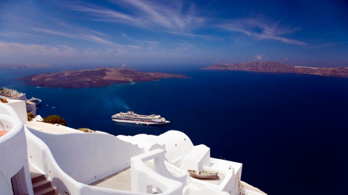 Πώς αξιολόγησαν 237.000 τουρίστες τα ελληνικά ξενοδοχεία το 2014