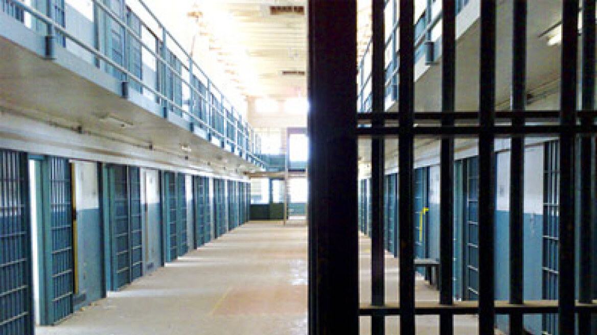 Παραλίγο φονικό μεταξύ κρατουμένων στις φυλακές Βόλου