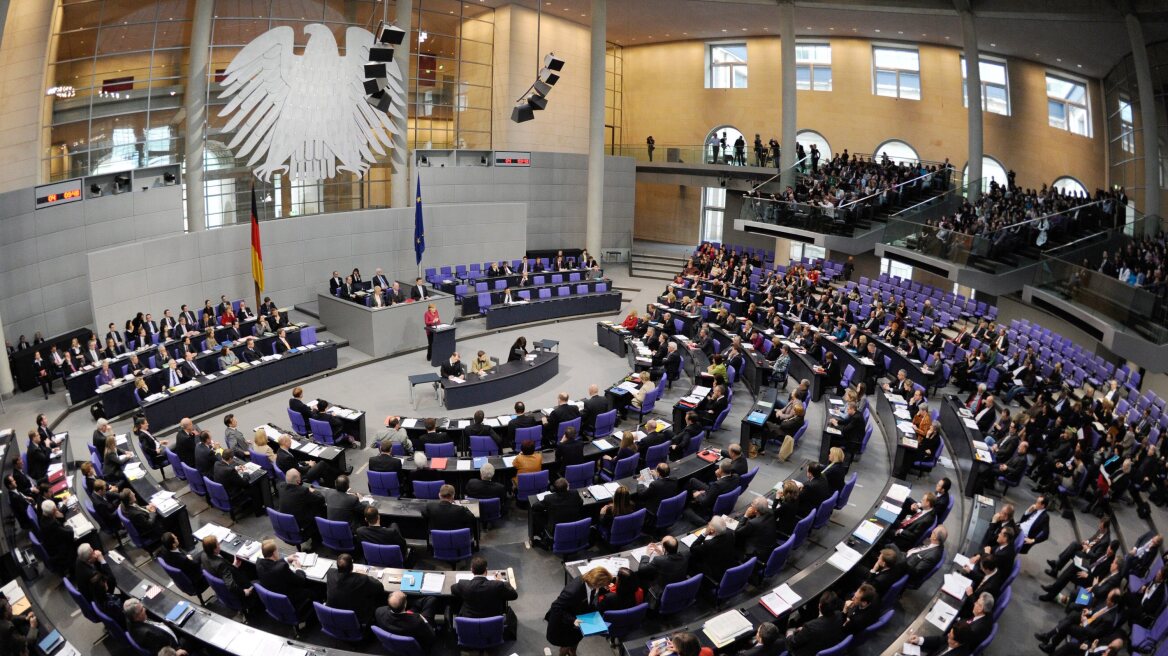 Την Παρασκευή η ψηφοφορία για παράταση της ελληνικής βοήθειας στην Bundestag 
