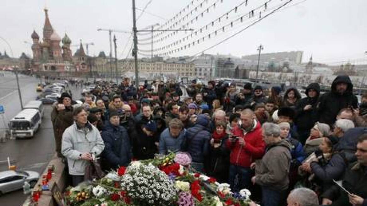 Ποροσένκο: Ο Νεμτσόφ δολοφονήθηκε λόγω της στάσης του στο ουκρανικό
