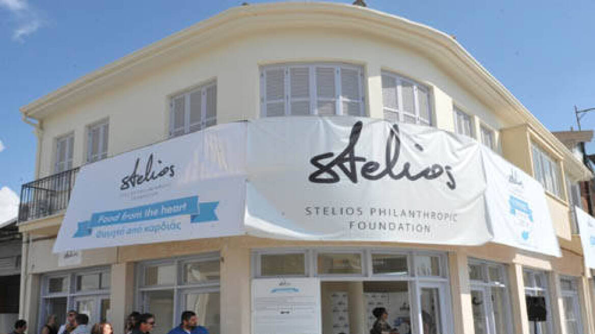 Λευκωσία: Η πρώτη ελληνοτουρκική καφετέρια από τον... Sir Stelios!