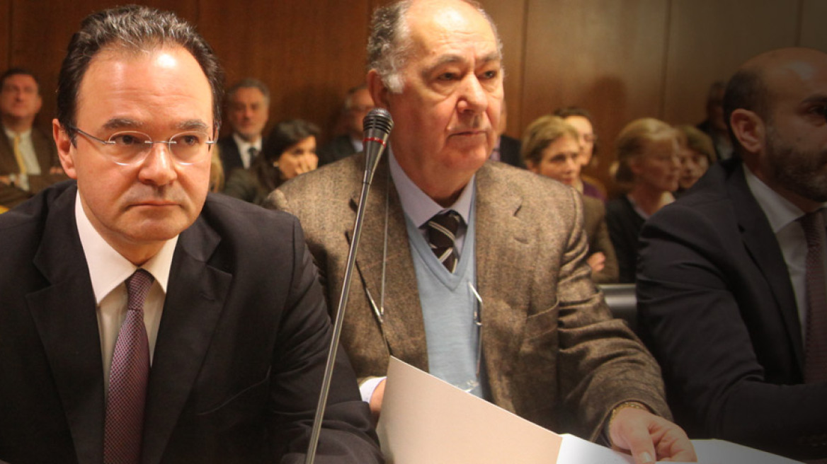 Δίκη Παπακωνσταντίνου: Καταθέτει ο πρώην επικεφαλής του ΣΔΟΕ Σ.Στασινόπουλος