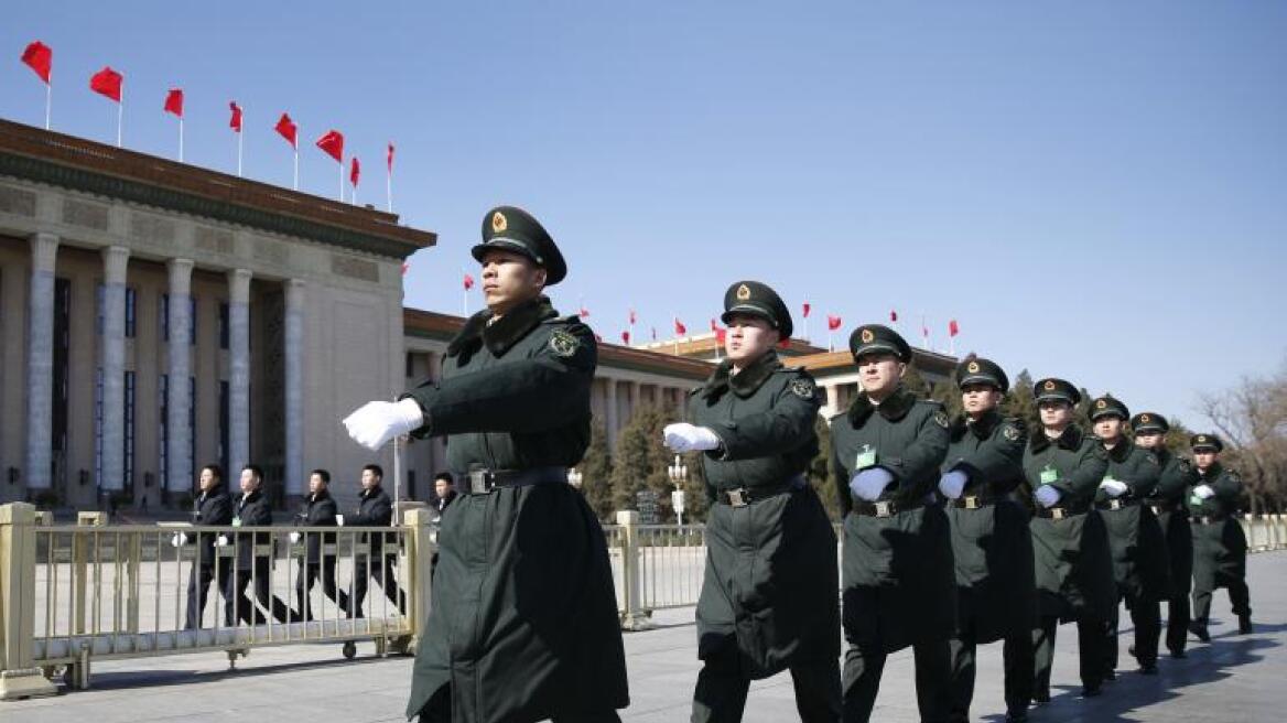 Σε αύξηση 10% των αμυντικών της δαπανών προχωρά η Κίνα