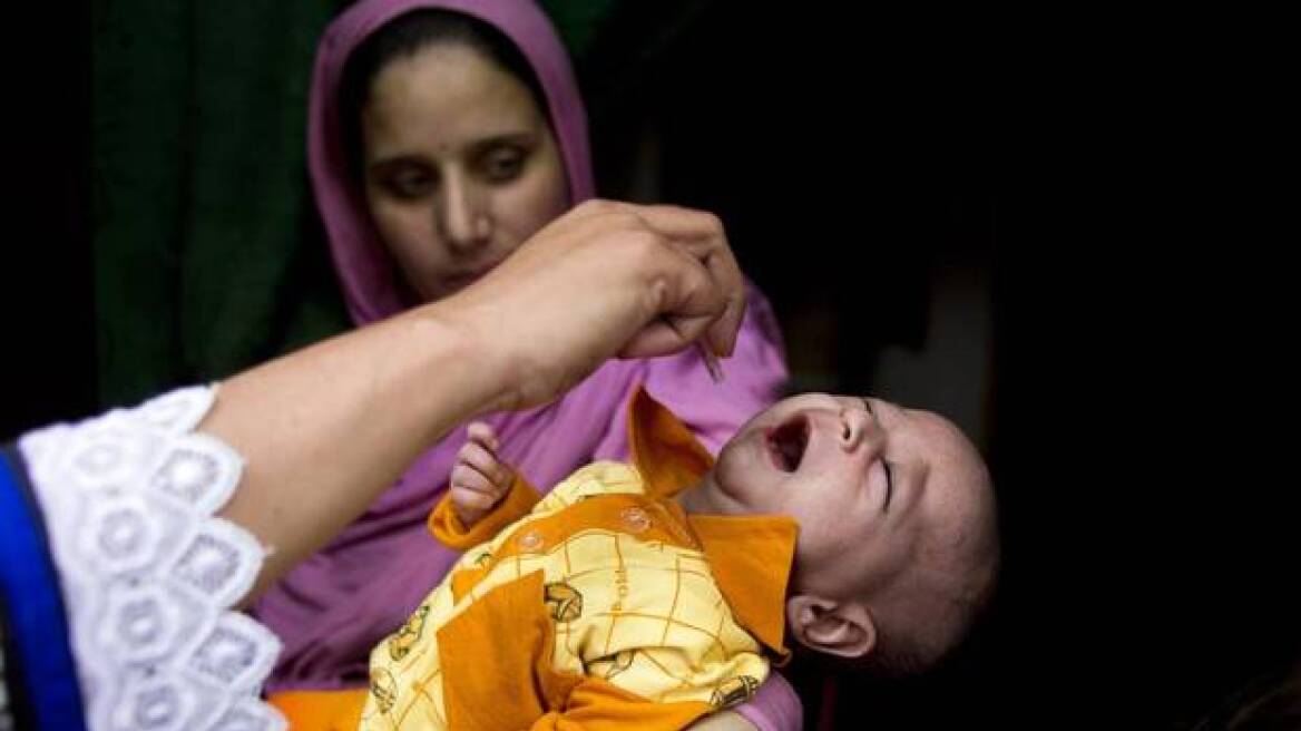 Πακιστάν: Συνελήφθησαν 500 γονείς επειδή αρνούνται να εμβολιάσουν τα παιδιά τους