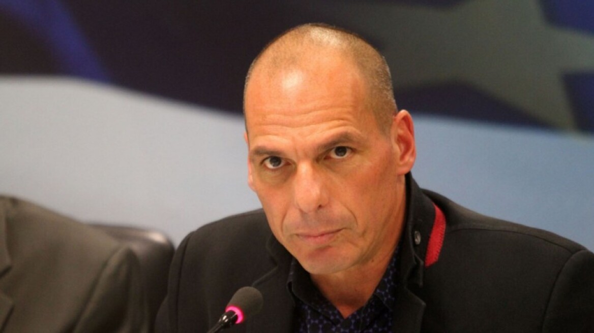 Δημοσιογράφος: «Αν πει όχι το Eurogroup;» - Βαρουφάκης: «Αν πέσει κομήτης στη Γη;»