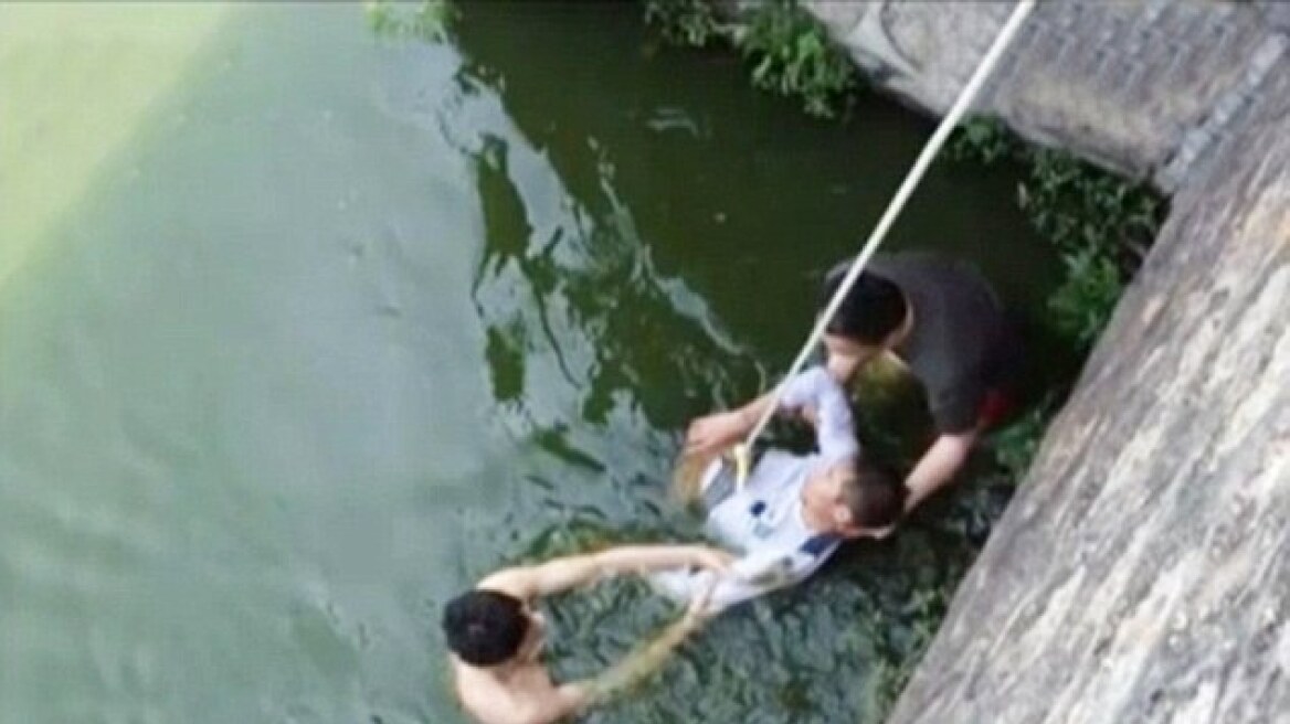 Κίνα: Ο γαμπρός προσπάθησε να αυτοκτονήσει γιατί η νύφη ήταν άσχημη!