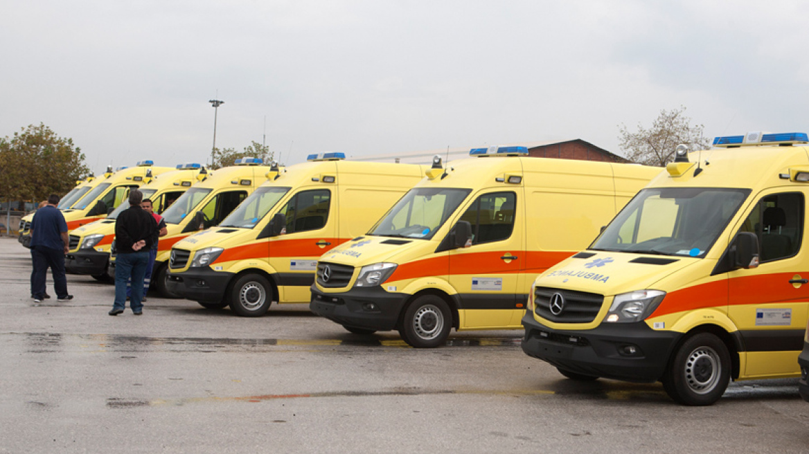 Περιφέρεια ΑΜΘ: Παρέλαβε 21 νέα ασθενοφόρα