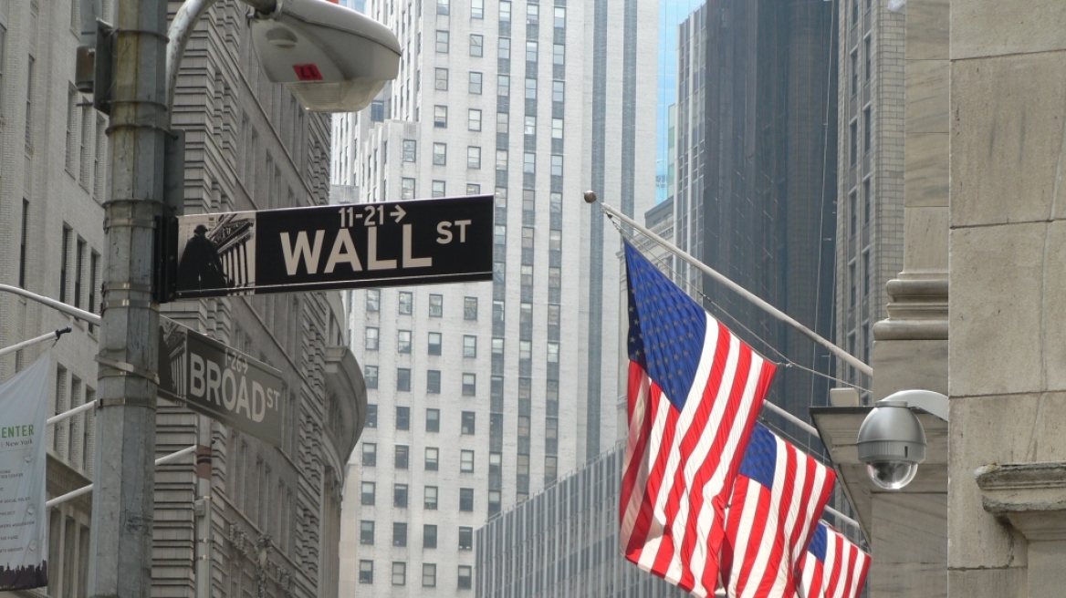 Πτώση για τη Wall Street