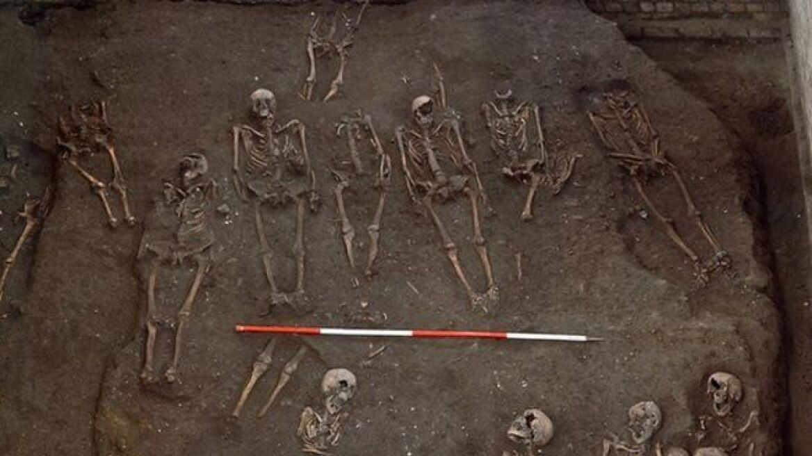 Αγγλία: Ανακαλύφθηκαν οστά από περίπου 1000 σκελετούς, κάτω από πανεπιστήμιο!