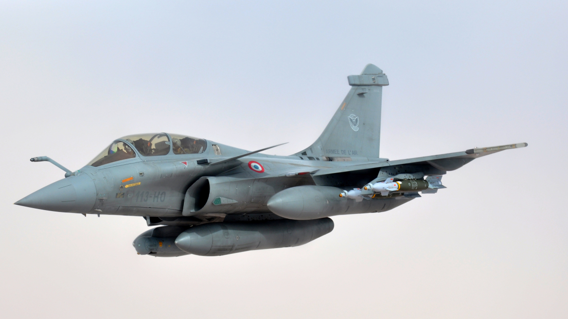 Ινδία: Το Νέο Δελχί παρήγγειλε από τη Γαλλία 36 μαχητικά αεροσκάφη Rafale   