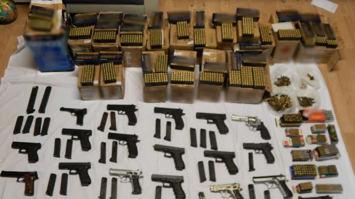 Ρέθυμνο: Παράνομα όπλα σε αποθήκη σκοπευτικού συλλόγου
