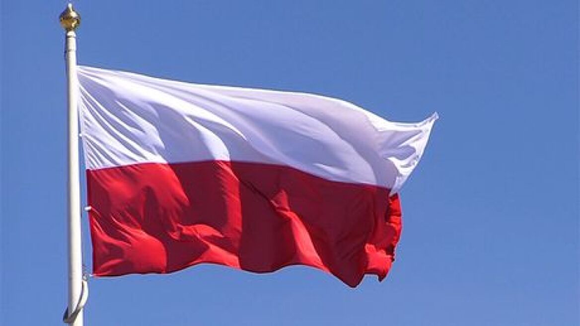 Διαδήλωση στην Βαρσοβία με 30.000 διαδηλωτές - Αίτημα οι αυξήσεις μισθών 